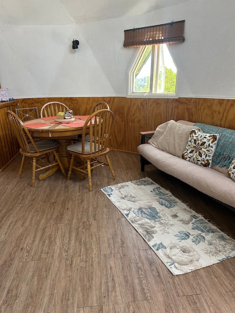 Successful Airbnb property: Rapel Lake Dome for 5 people in Las Cabras