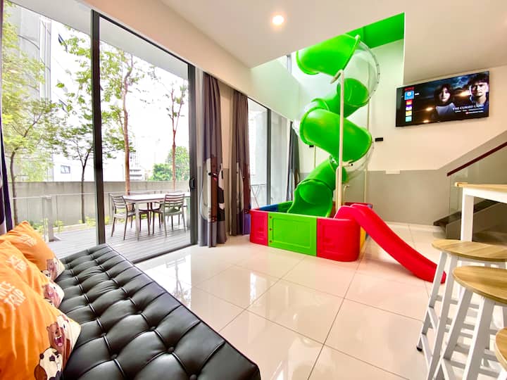 N5 Doorstep Pool Garden Patio Private Playground - Bukit Bintang