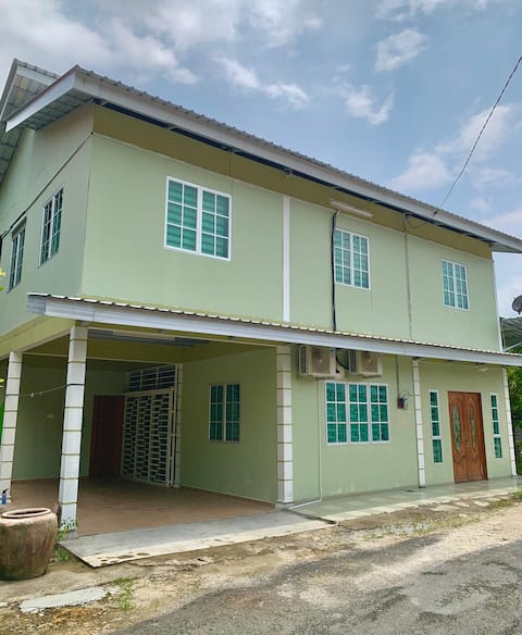 TIARA INN Bungalow 2 Storey