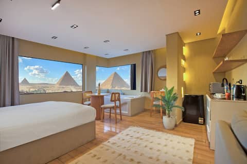 ETERNA.Suite W Jaccuzi, Pyramids View & Balcony