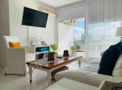 High floor in Playa Mansa