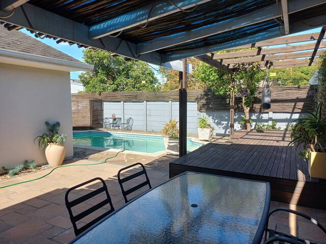 Open plan family home in Claremont gallery image 2