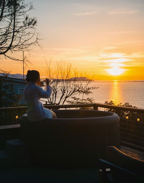 Private Blufftop · Oceanview Hot Tub · Fire Pit