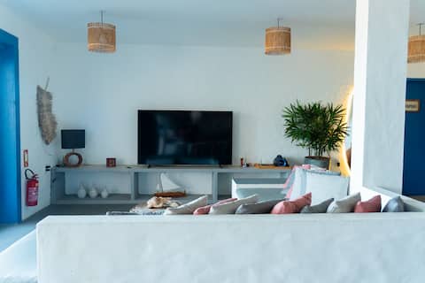 Top performing Airbnb: MenyBlu - Beachfront house in Ceará in Icapuí