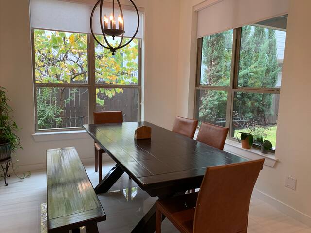 Home in Cultural District gallery image 4