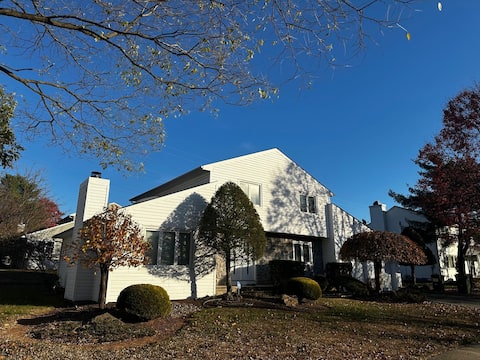 Entire Home in North Edison