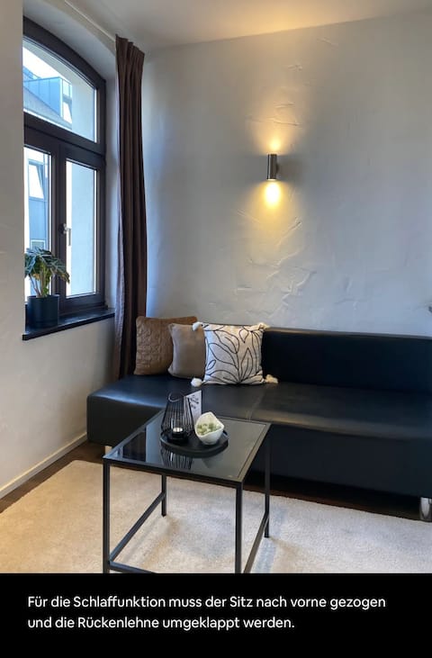 Top Airbnb: Duplex apartment in Cologne / trade fair grounds / Lanxess in Deutz