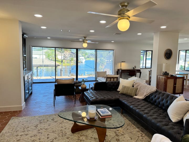 Canal-front Luxury Retreat With Pool & Scenic View - Palm Coast, FL