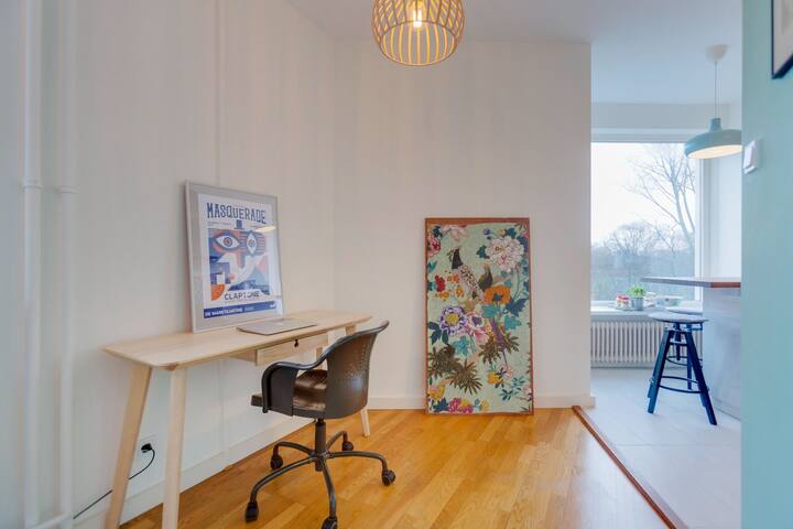 Apartment parkview balcony canal gallery image 5