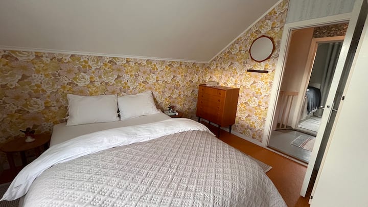 საძინებელი 1