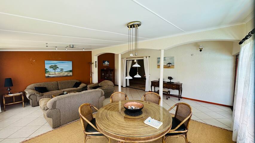 Kleine Villa mit freier Sicht im ruhigen Umfeld gallery image 4