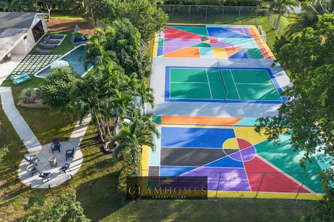 Platinum Villa | Karaoke | Pickleball | BKB | Socc