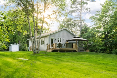 Seashell Escape - New Home/HOT TUB