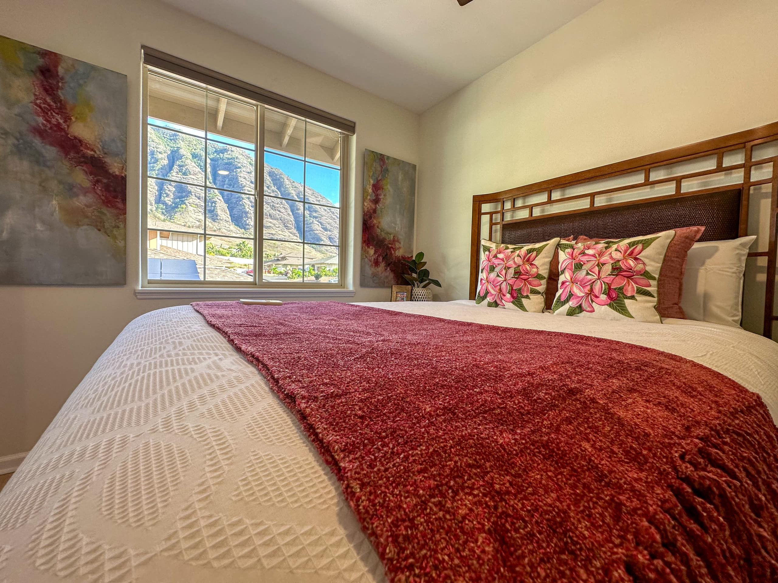 Home in Waianae · ★4.98 · 4 bedrooms · 5 beds · 2.5 private baths - Image 55