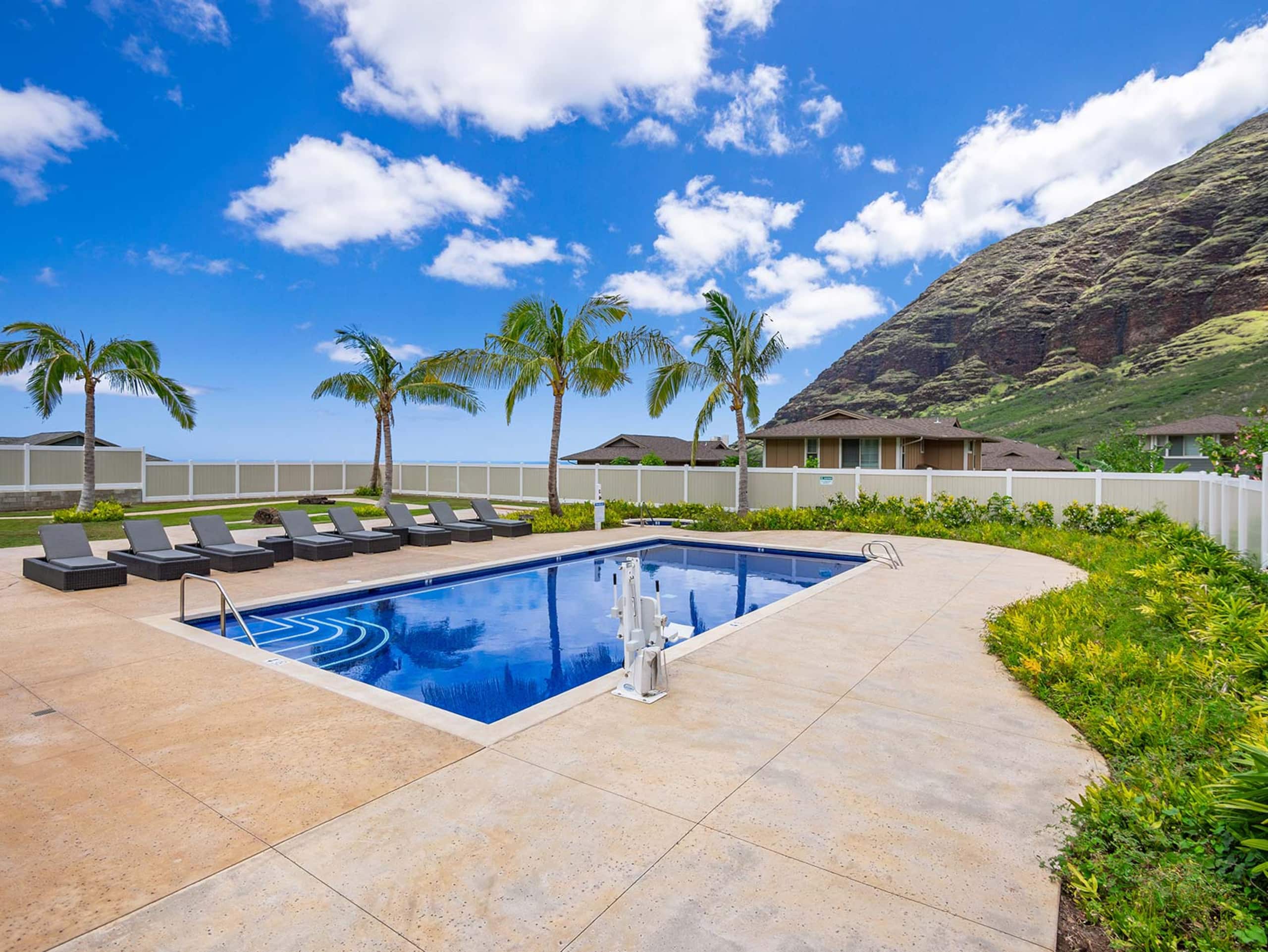 Home in Waianae · ★4.98 · 4 bedrooms · 5 beds · 2.5 private baths - Image 164