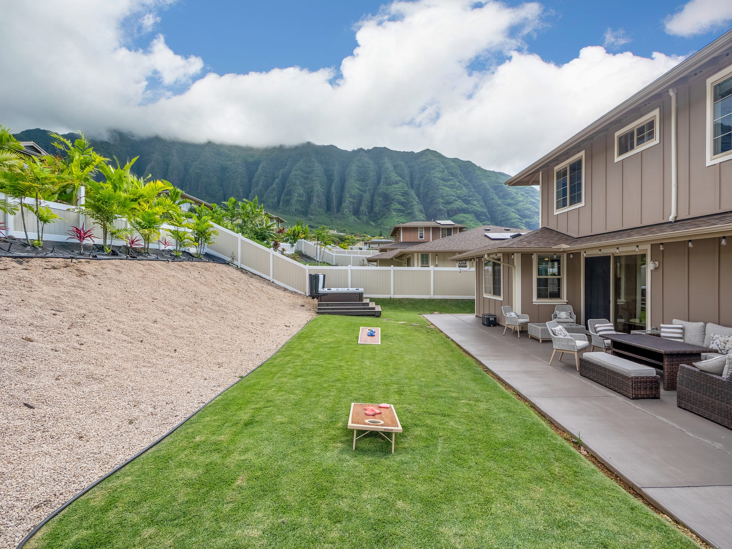 Home in Waianae · ★4.98 · 4 bedrooms · 5 beds · 2.5 private baths - Image 88
