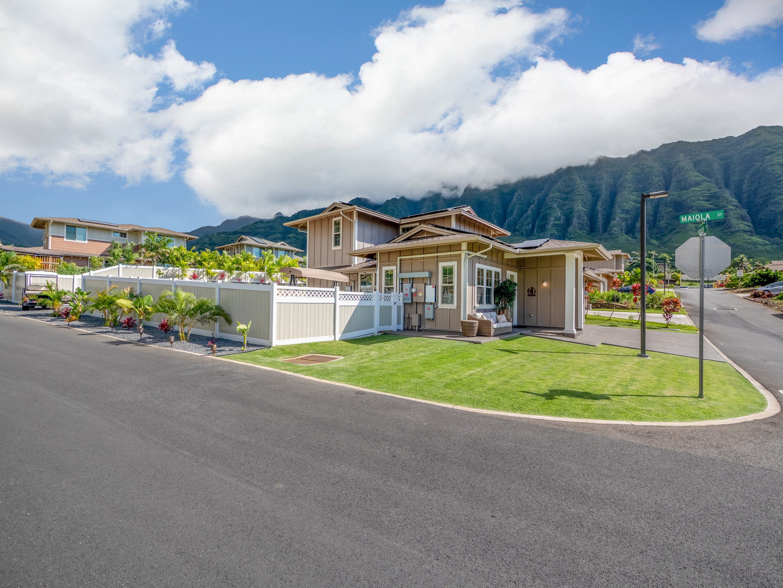 Home in Waianae · ★4.98 · 4 bedrooms · 5 beds · 2.5 private baths - Image 98