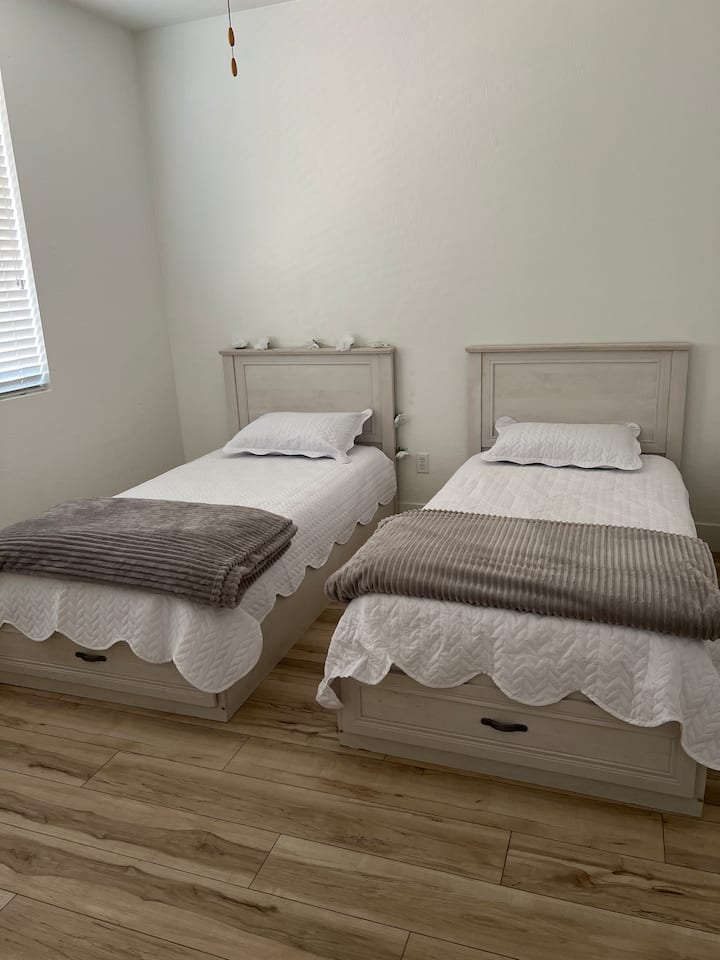 საძინებელი 3