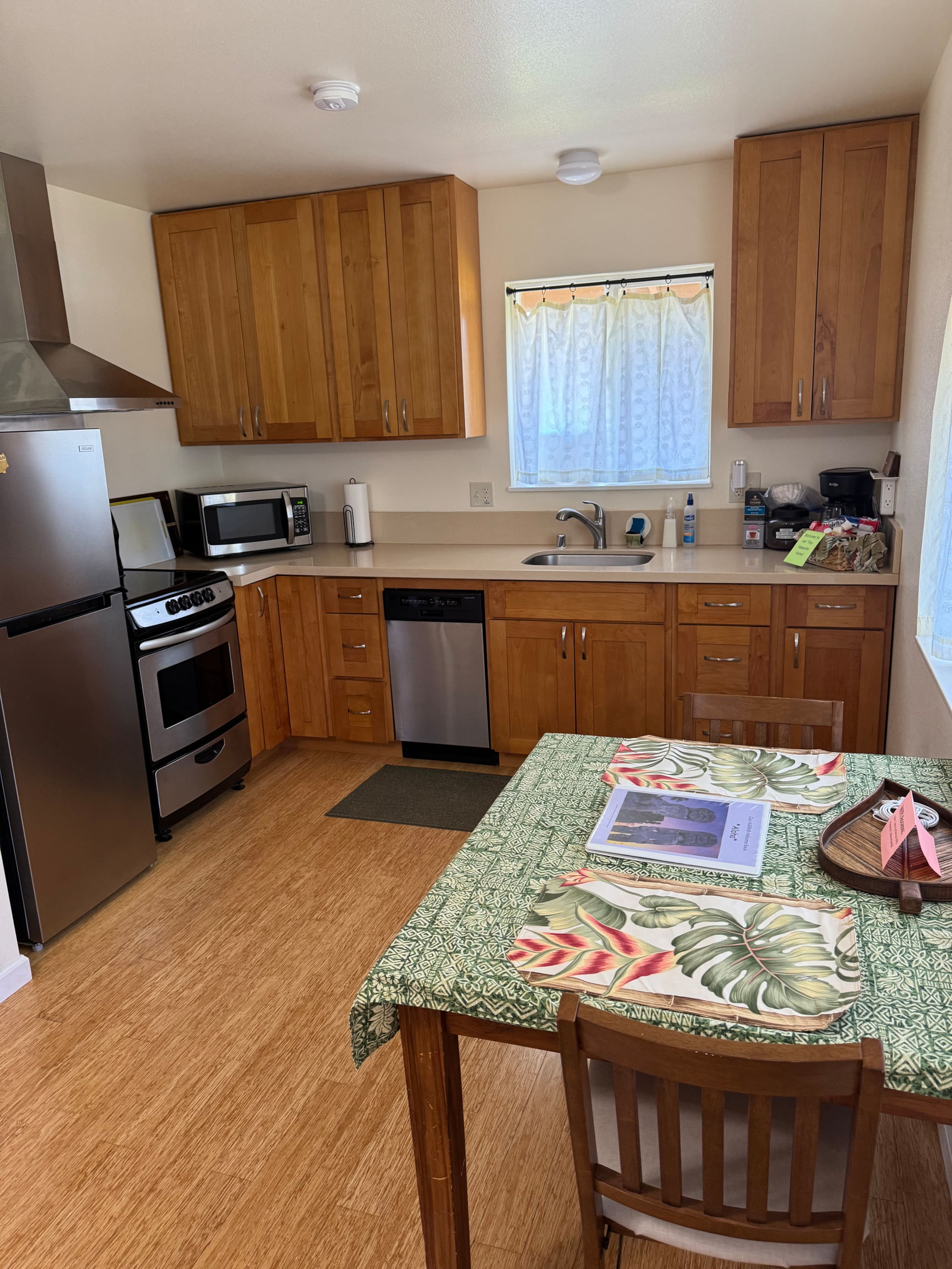 Home in Keaau · ★5.0 · 1 bedroom · 3 beds · 1 private bath - Image 8