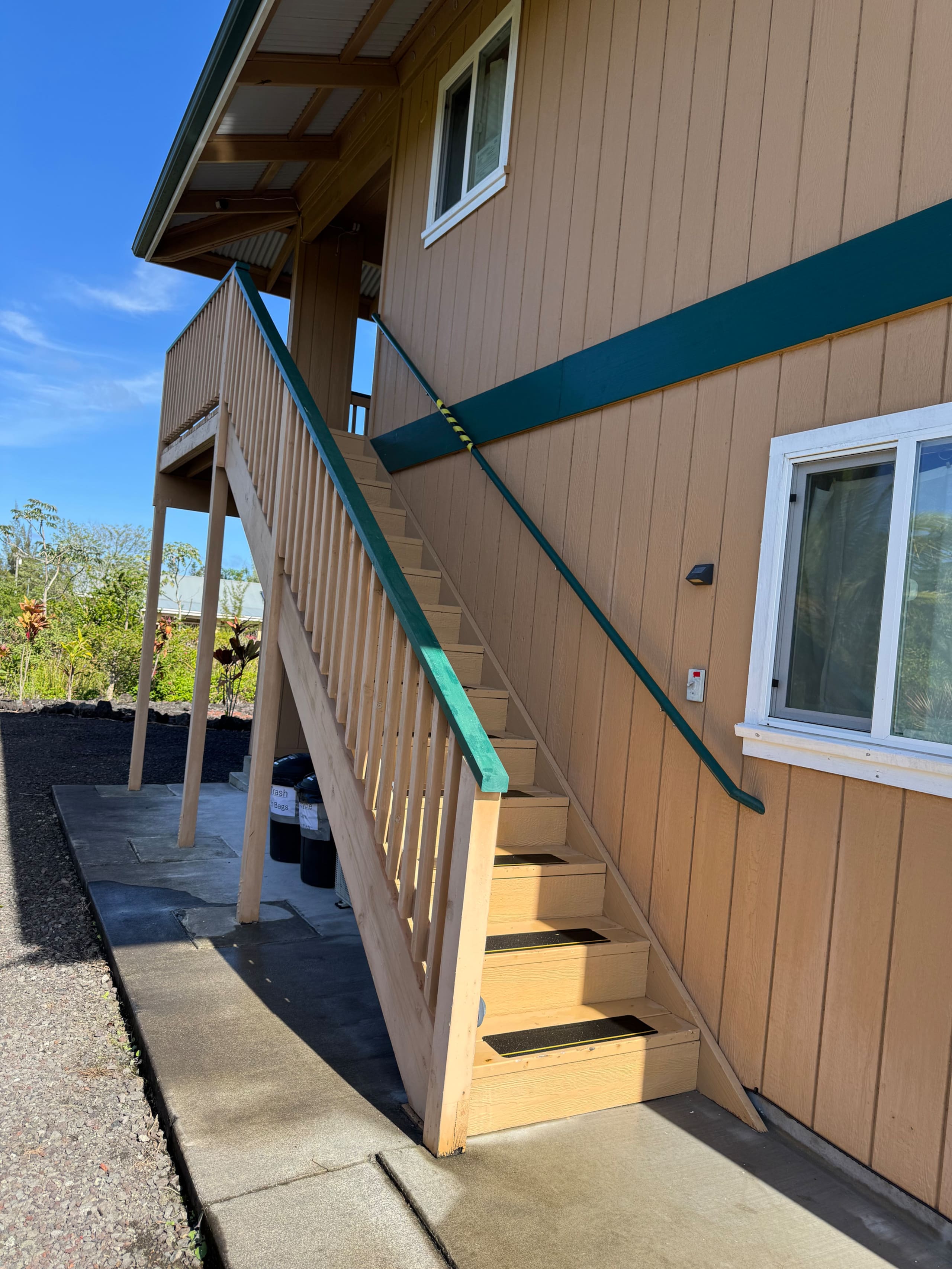 Home in Keaau · ★5.0 · 1 bedroom · 3 beds · 1 private bath - Image 39