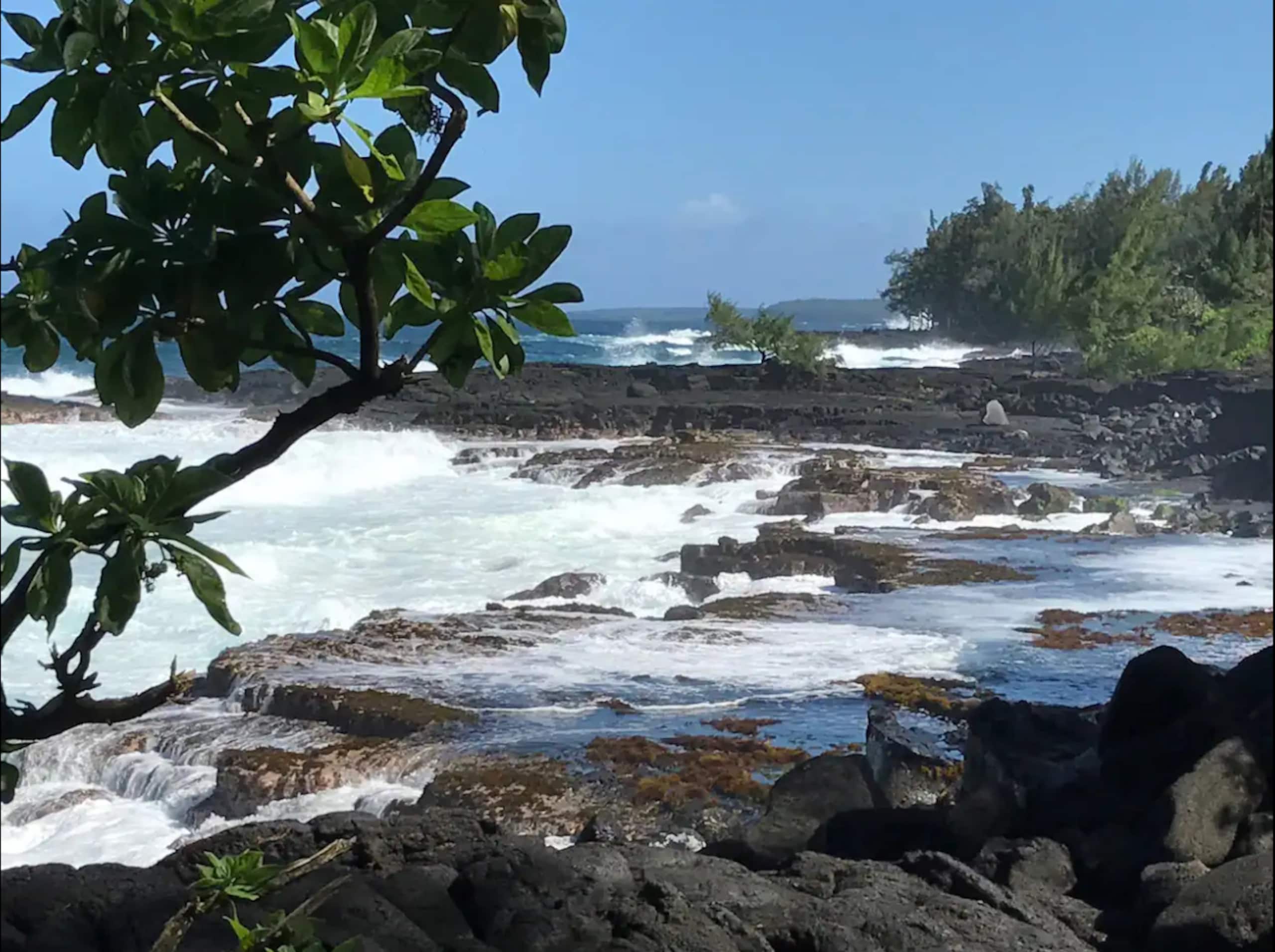 Home in Keaau · ★5.0 · 1 bedroom · 3 beds · 1 private bath - Image 42