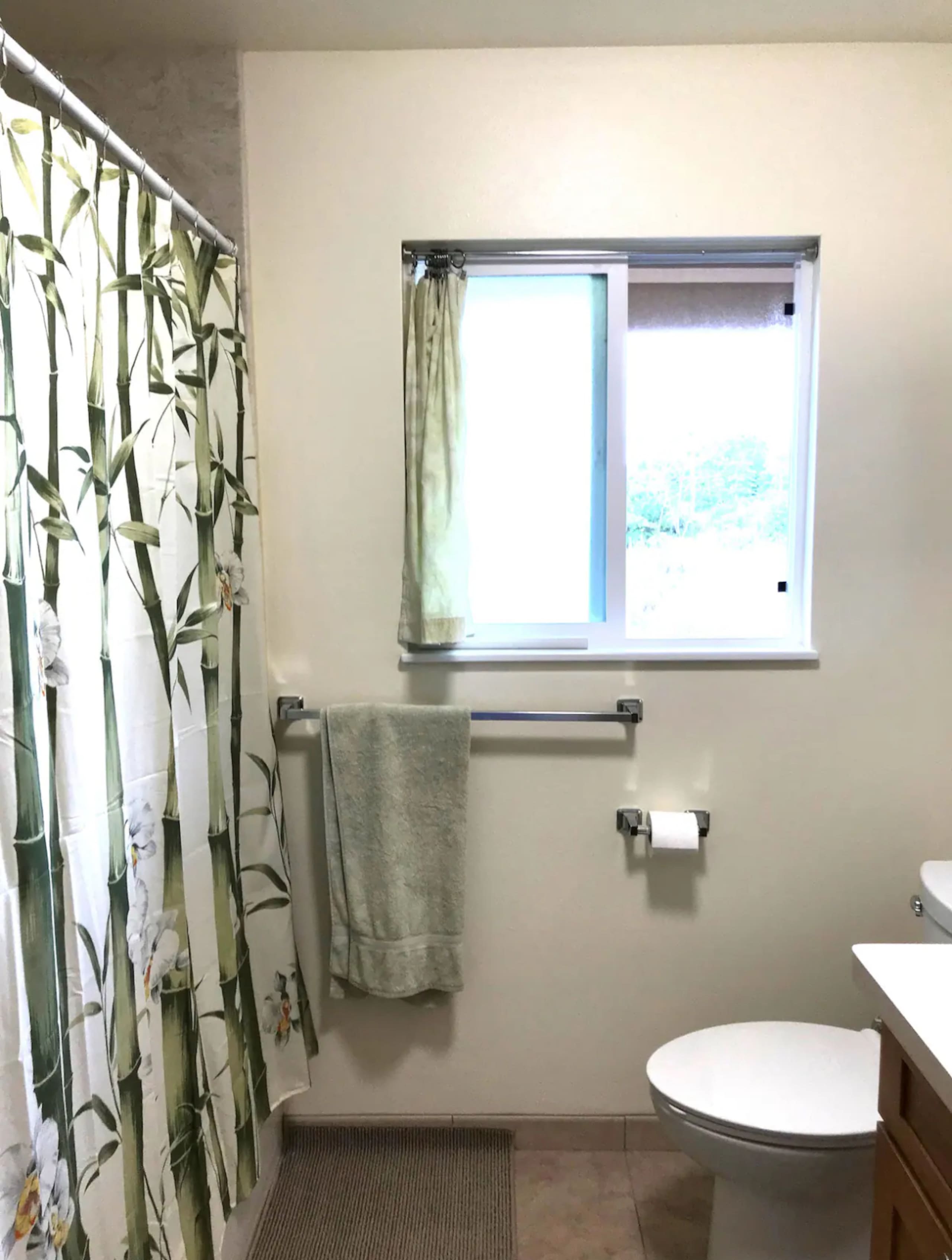 Home in Keaau · ★5.0 · 1 bedroom · 3 beds · 1 private bath - Image 24