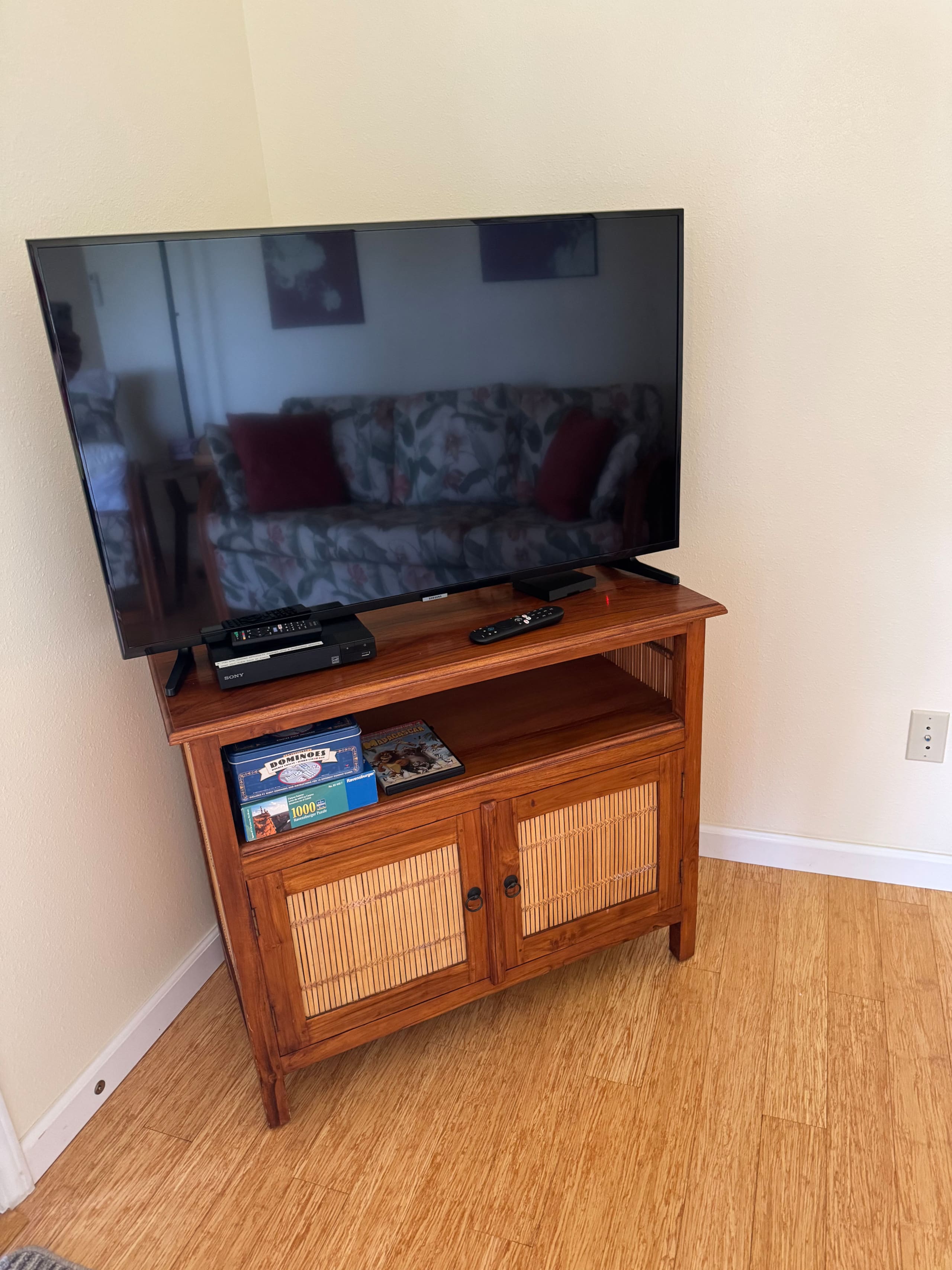 Home in Keaau · ★5.0 · 1 bedroom · 3 beds · 1 private bath - Image 6