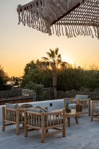 Villa Zina, Sunset View, St. Lazaros, 7+1 Bedroom gallery image 4