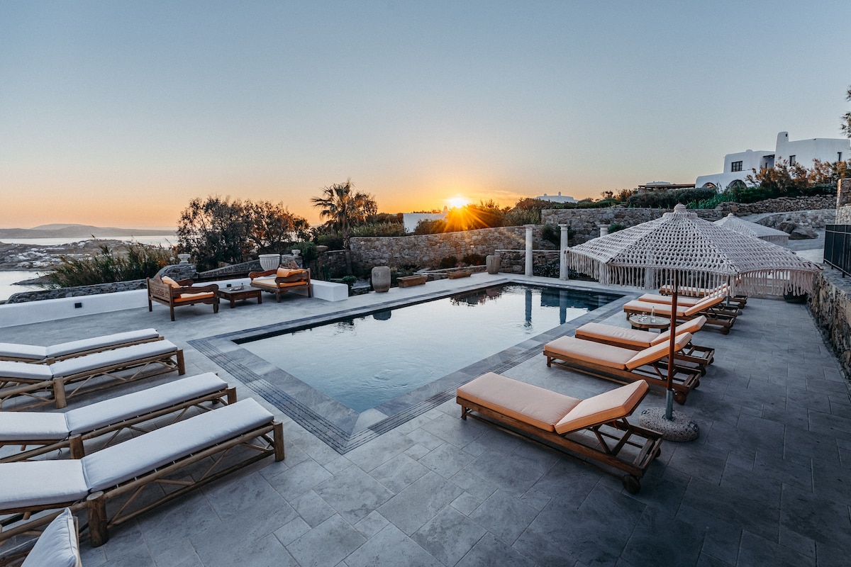 Villa Zina, Sunset View, St. Lazaros, 8 Bedrooms - Villas for Rent