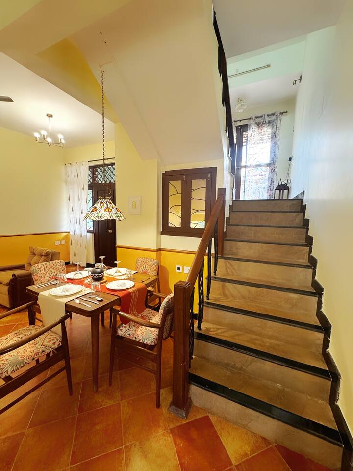 Dining area image 3
