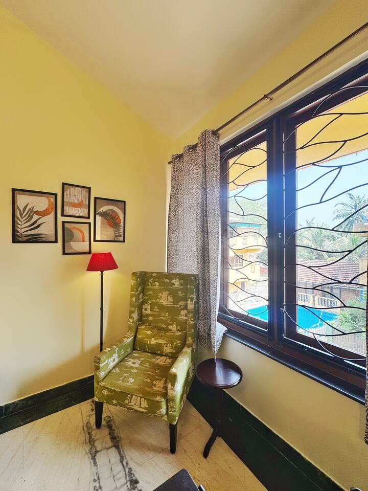 Living room image 5