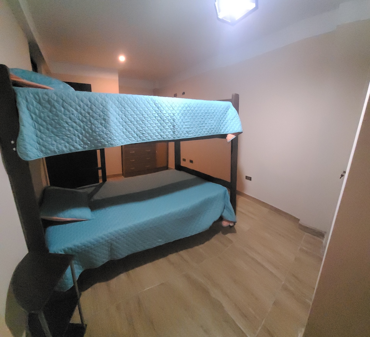 საძინებელი 3