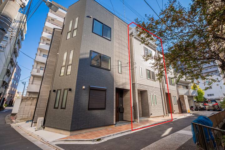 全新JR山手線徒步3分近浅草寺上野直达秋叶原、新宿、涩谷、池袋、原宿、成田机场独栋三层110平别墅 gallery image 2