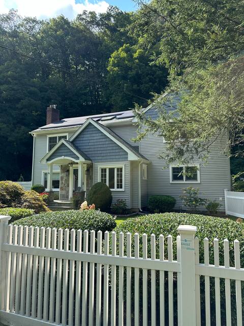 Croton-on-Hudson Retreat- Easy Train to NYC!