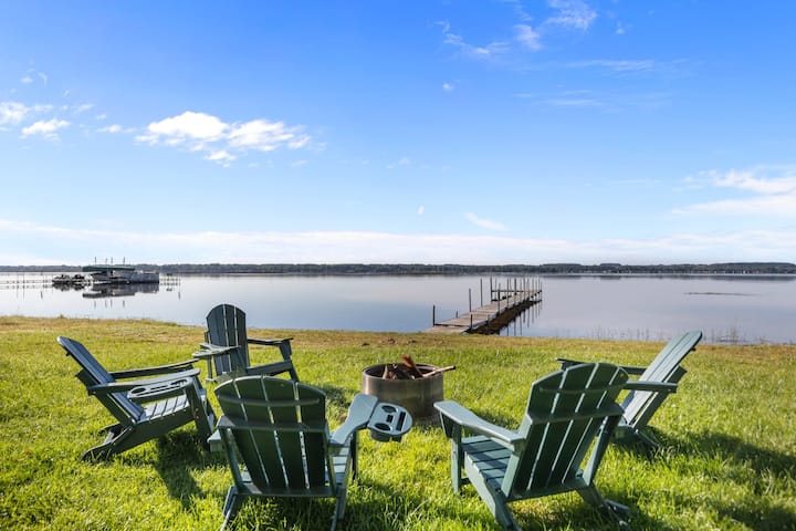 Sleeps 13! Lake Front|WaterToys!