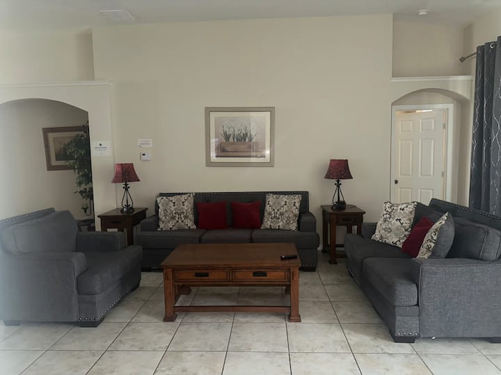 غرفة المعيشة