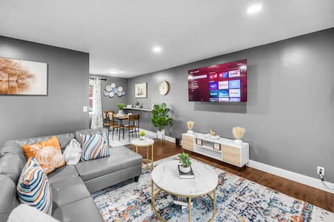 Modern Home Near Lake Decatur