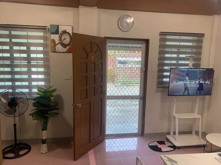 Studio Type:  Alaminos City| 3-6 Pax| - Alaminos