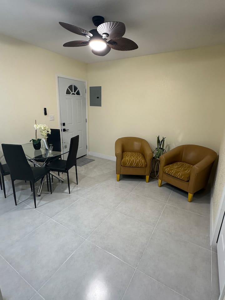 Increíble Estudio - Las Vegas, NV