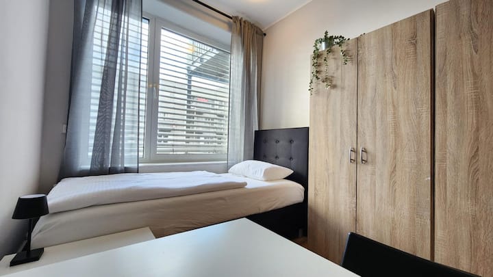 Helle Maisonettewohnung Für Monteure & Handwerker - Raunheim
