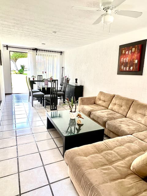 Top Airbnb: An amazing house with a pool in Morelos