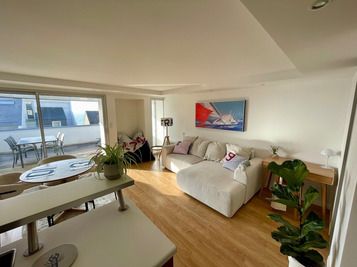 Successful Airbnb property: The Captain's Square in Audierne