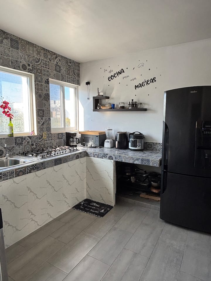 Casa Muy Grande Privada Segura - Querétaro