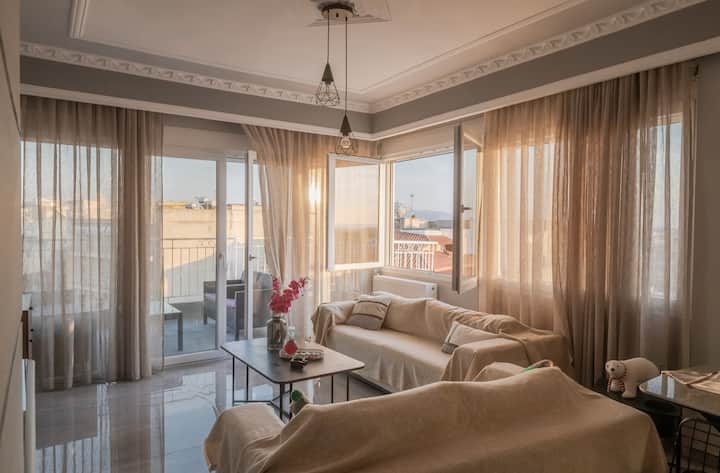 #Maybe Home Suite Apartments No3 - Драма