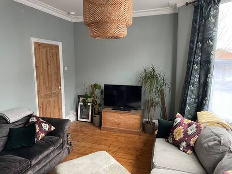 Successful Airbnb property: Lovely home, in great location in Easton