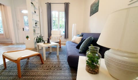 Popular Airbnb listing: Maison 6PERS Paris and La Défense Arena in Asnières Sur Seine
