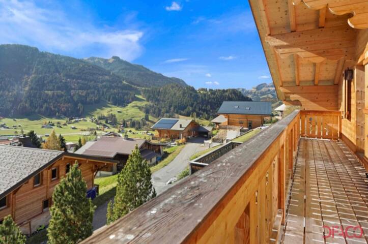 Chalet with Mountain View gallery image 3