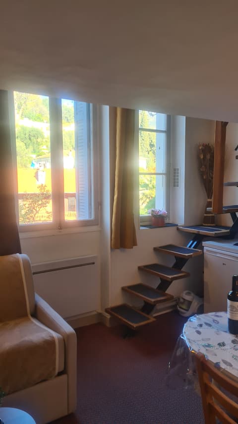 Annonce Airbnb populaire: Welcome to Menton Palace Riviera à Menton