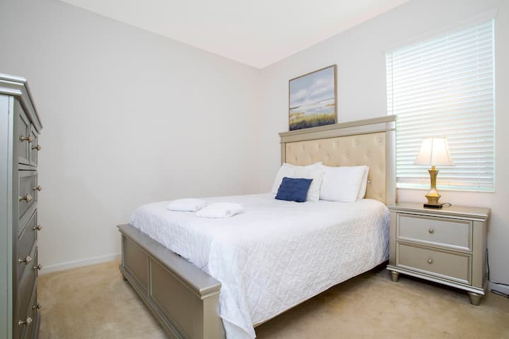 Спална соба 8