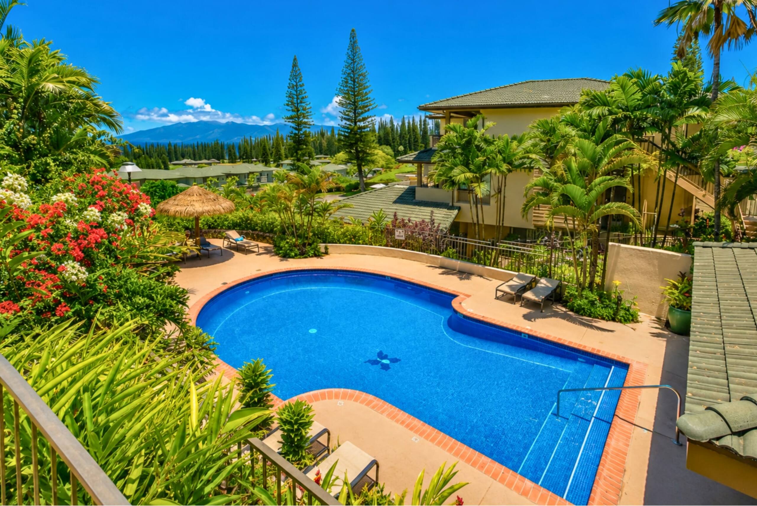 Condo in Lahaina · ★4.33 · 1 bedroom · 2 beds · 2 baths - Image 6